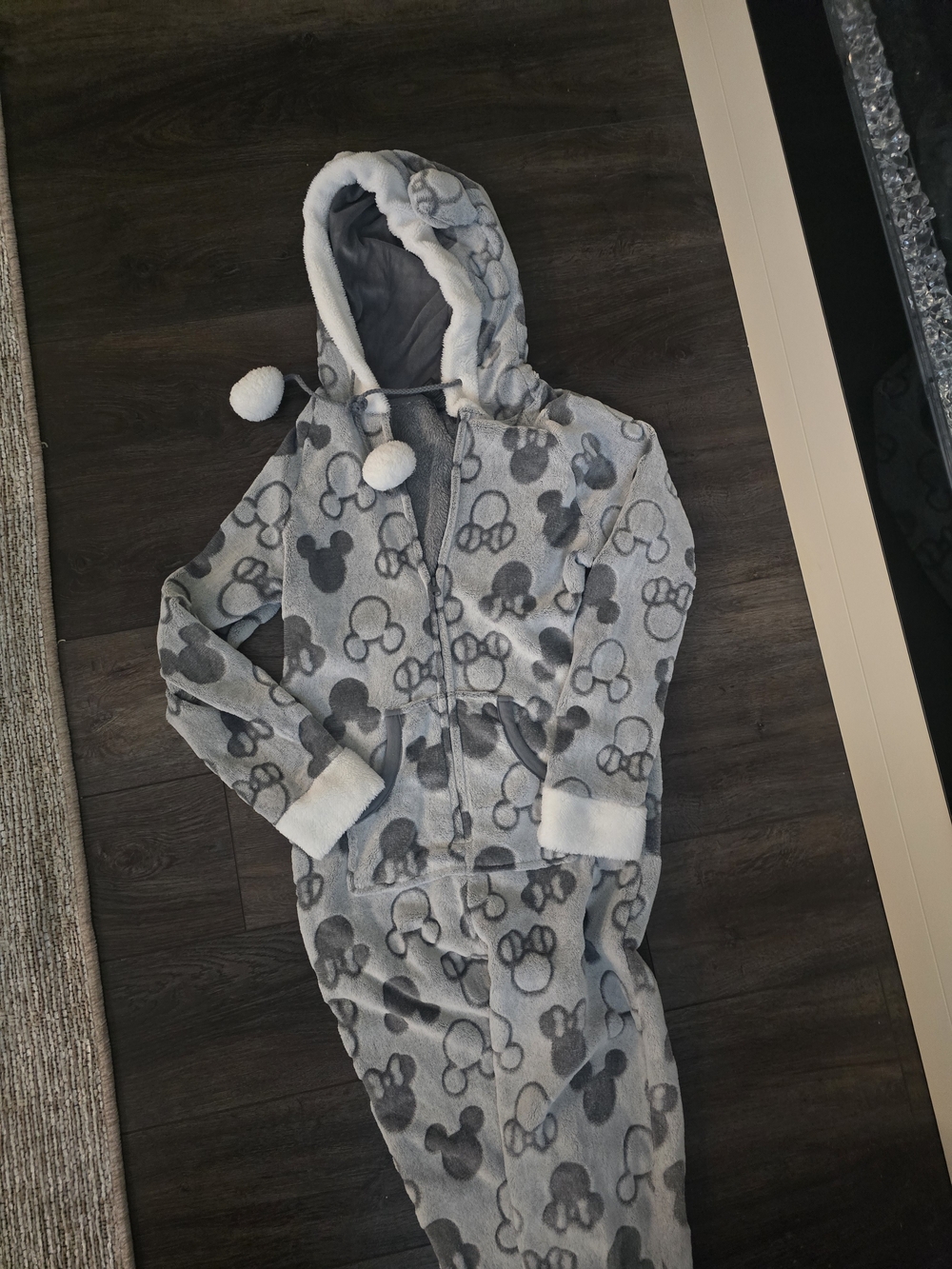 Disney Plush Hoodie and Joggers in Gray and White